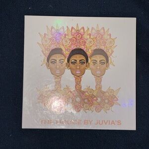 Juvia's Place The Douce Palette with Pink and Gold Accents